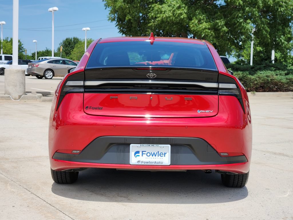 Used 2025 Toyota Prius Plug-In Hybrid FWD image 6