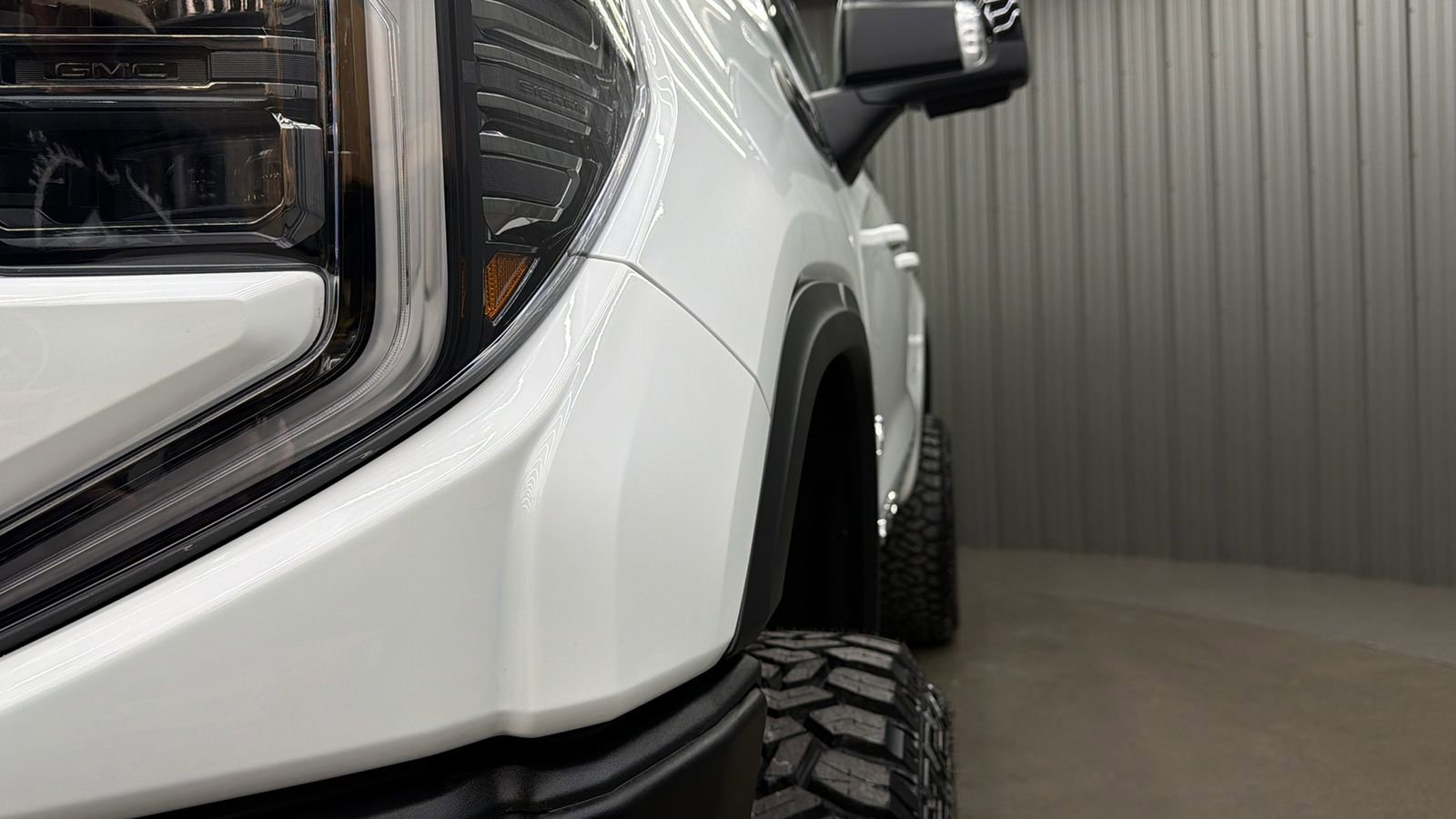 Used 2025 GMC Sierra 1500 AT4X image 13