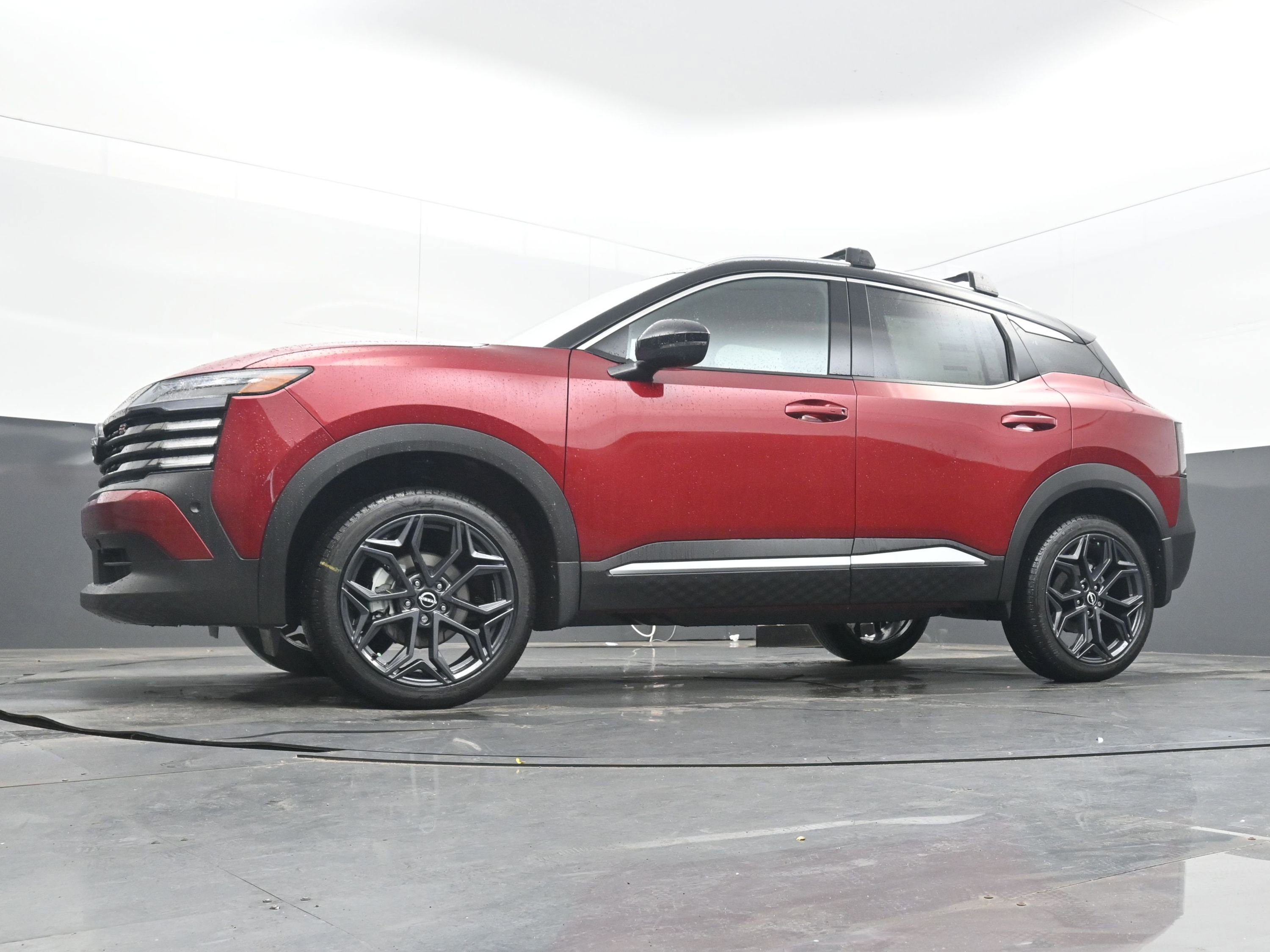 New 2026 Nissan Kicks SR image 25