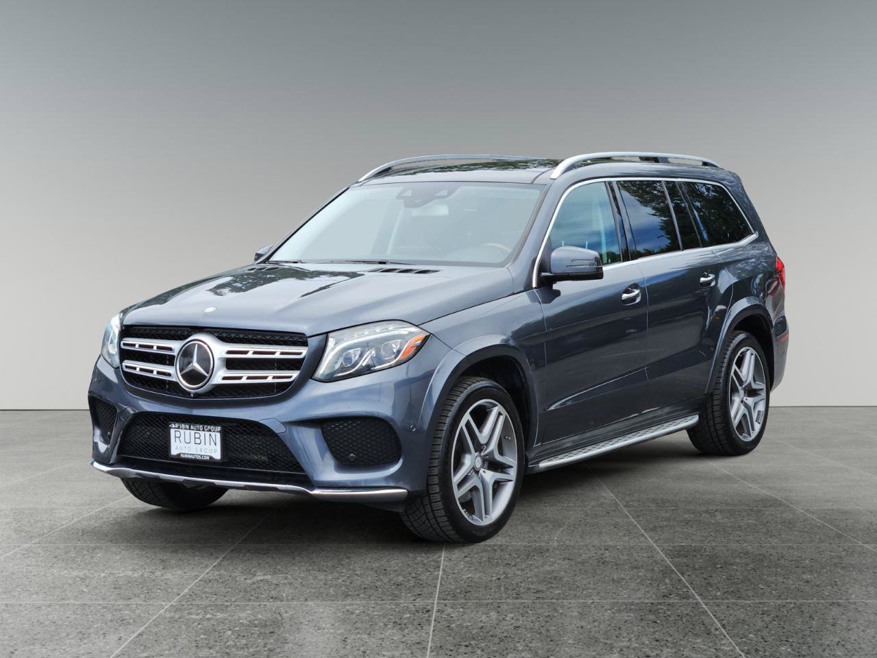 Used 2017 Mercedes-Benz GLS 550 4MATIC image 3