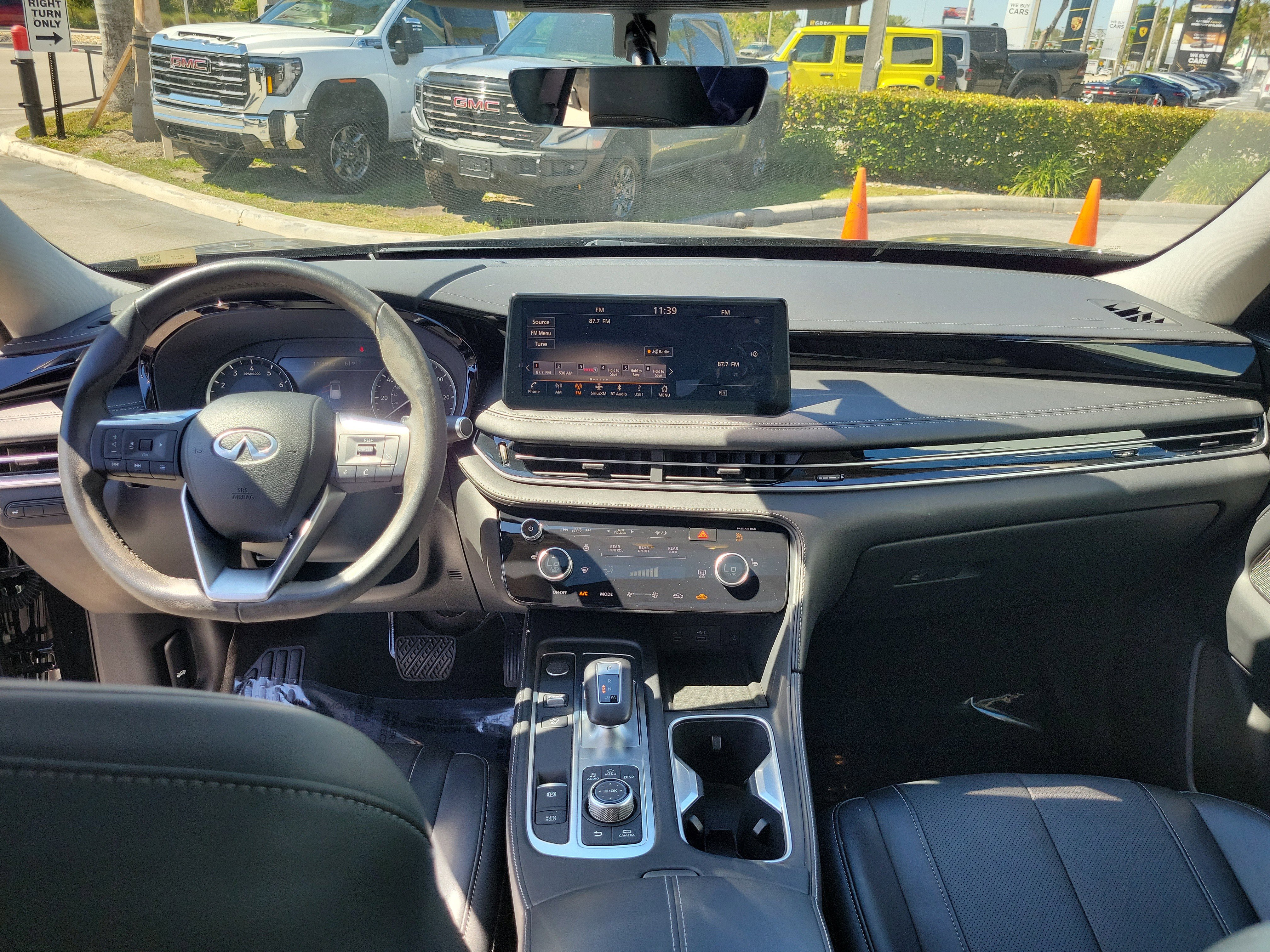 Used 2023 INFINITI QX60 Pure image 15