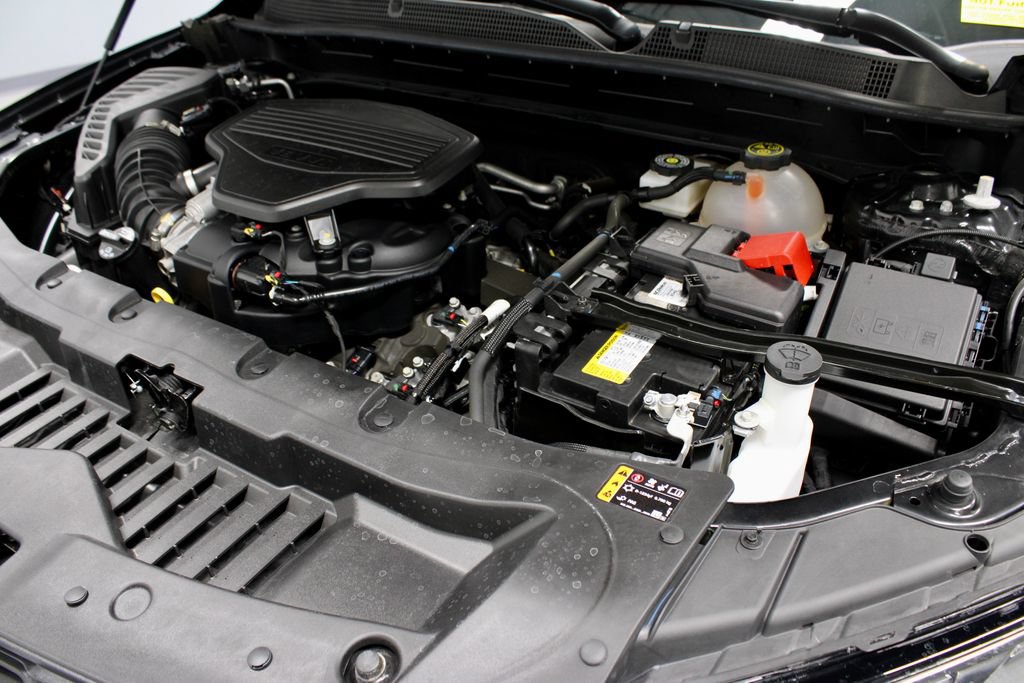 Used 2023 Chevrolet Blazer LT w/ Sound & Technology Package FWD image 17