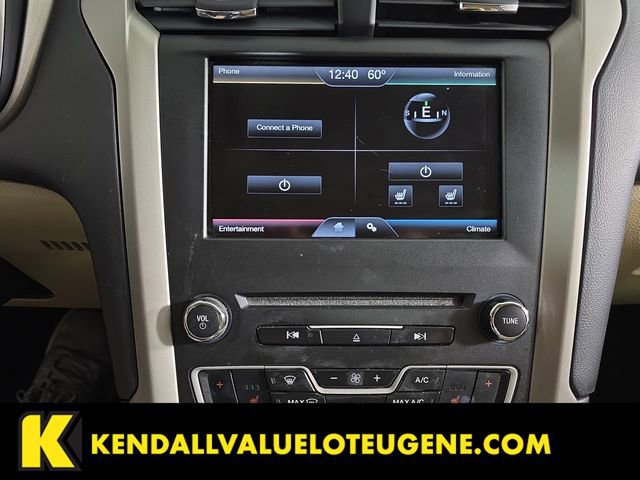 Used 2016 Ford Fusion SE w/ Equipment Group 202A FWD image 13