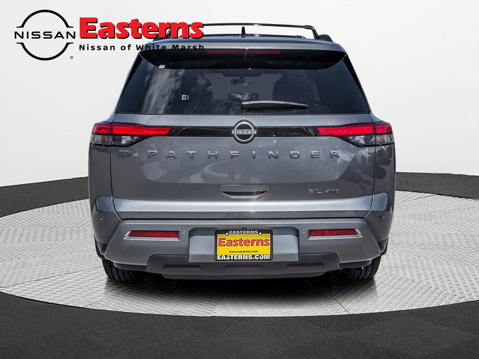 New 2026 Nissan Pathfinder SL image 8