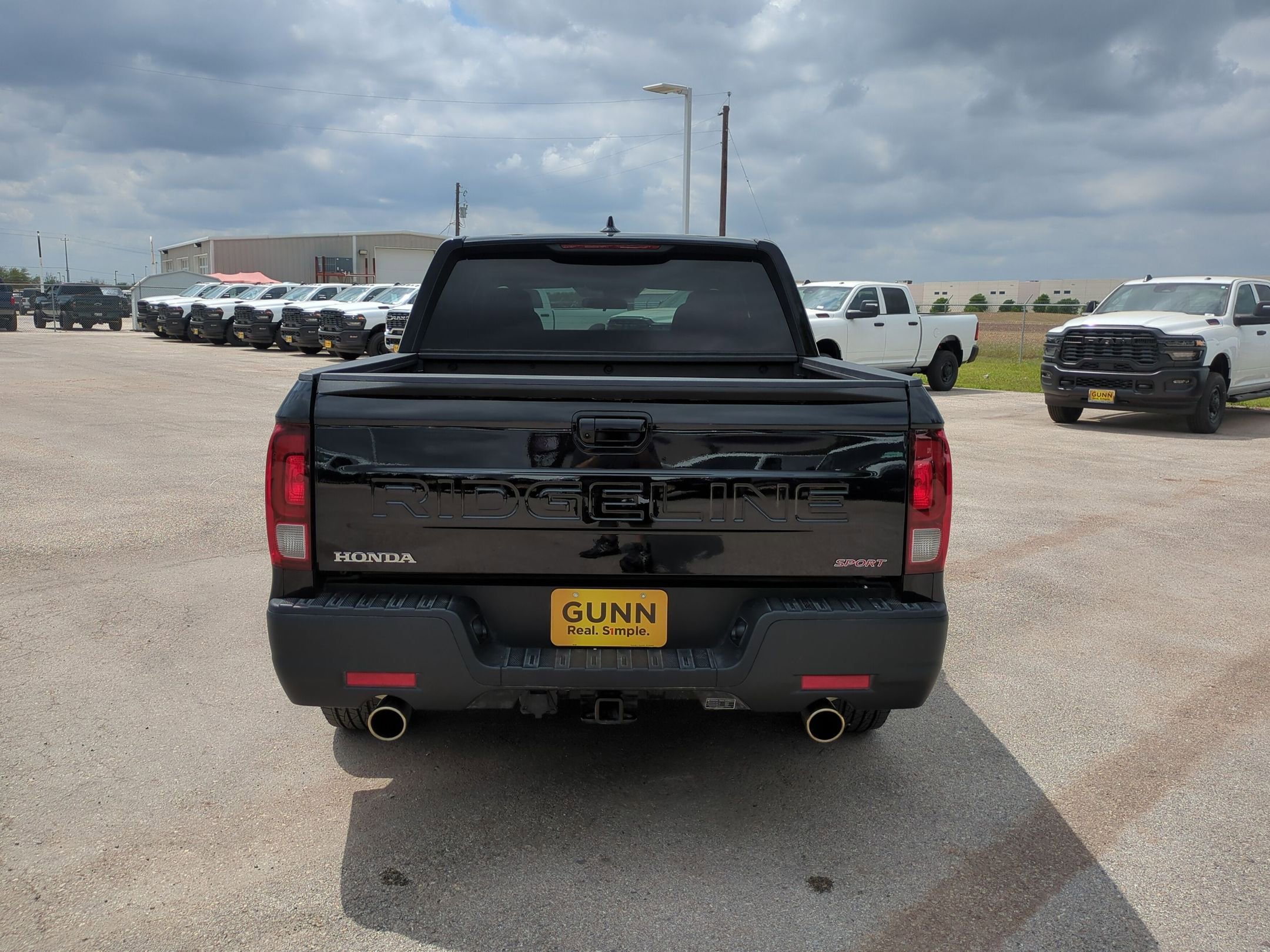 Used 2025 Honda Ridgeline Sport image 4