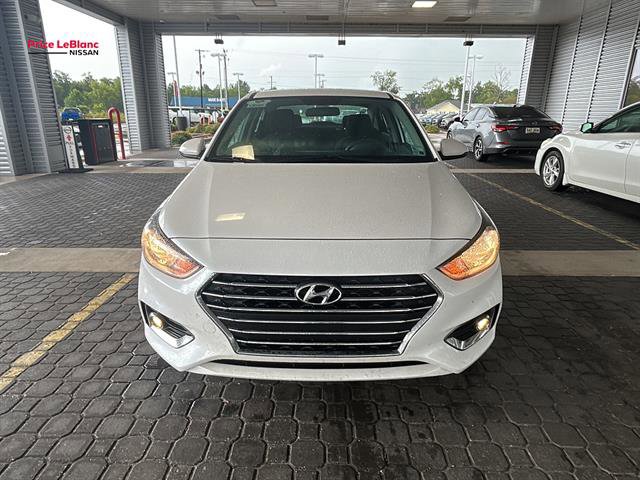 Used 2021 Hyundai Accent SEL w/ Cargo Package FWD image 2