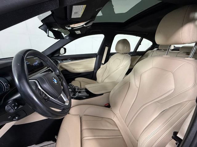 Used 2018 BMW 540i RWD image 17