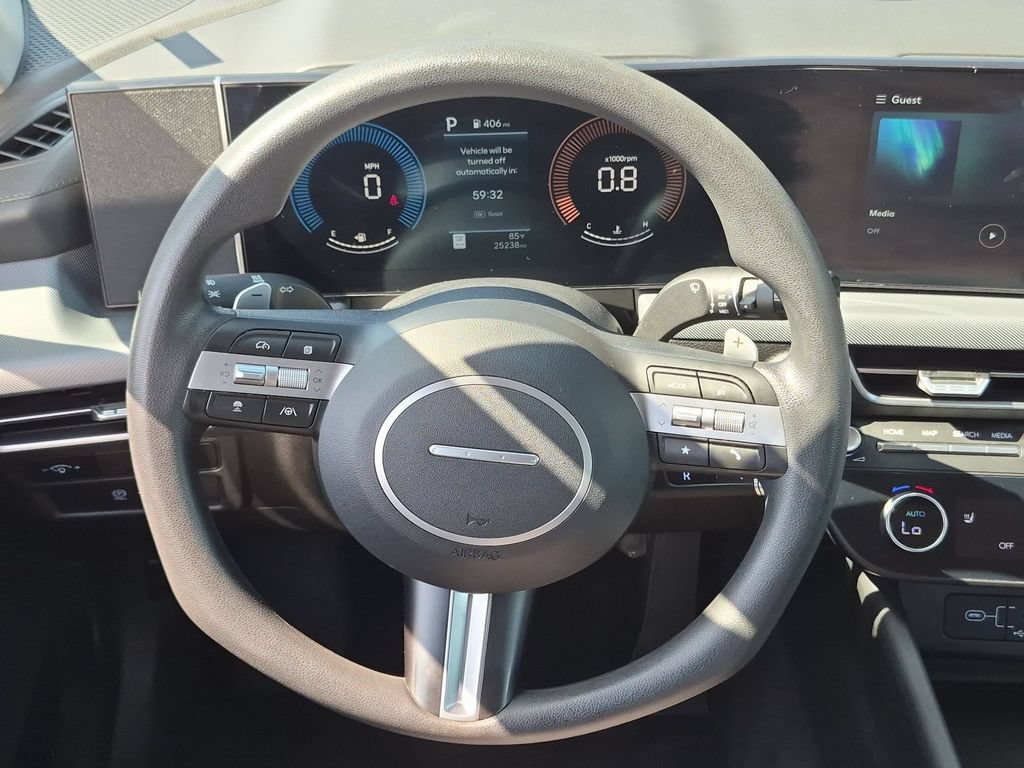 Used 2025 Hyundai Sonata SEL FWD image 23
