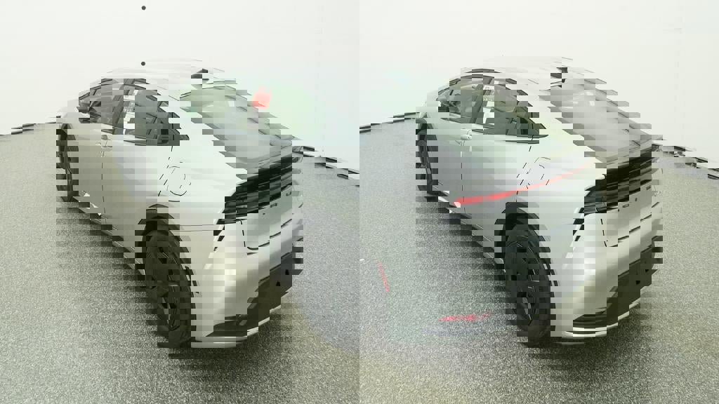 New 2026 Toyota Prius LE image 5