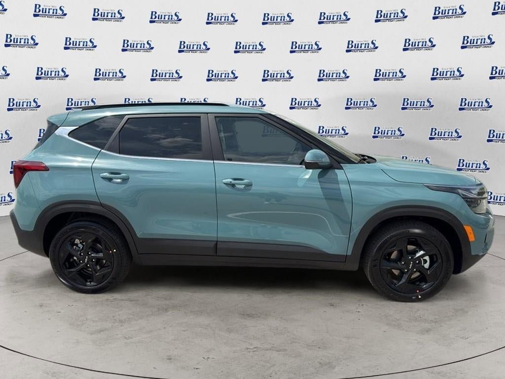New 2026 Kia Seltos EX FWD image 8