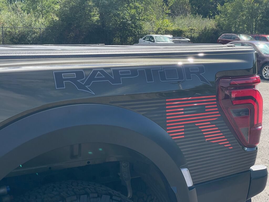 Used 2025 Ford F150 Raptor w/ Equipment Group 803A Raptor R AWD/4WD image 39