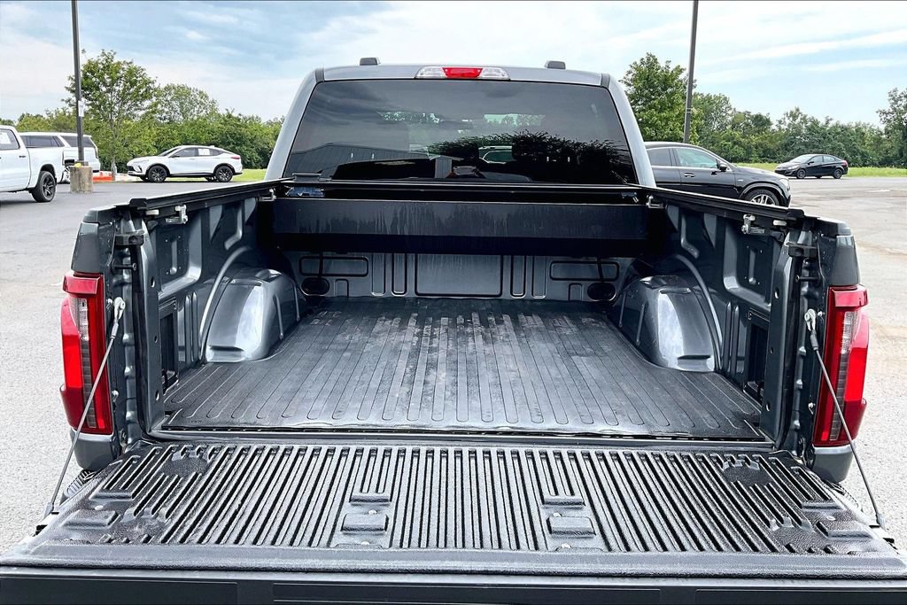 Used 2026 Ford F150 STX w/ F-150 LOBO Package AWD/4WD image 9