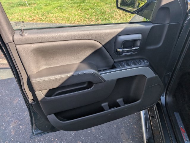 Used 2017 Chevrolet Silverado 1500 LT w/ All Star Edition AWD/4WD image 13