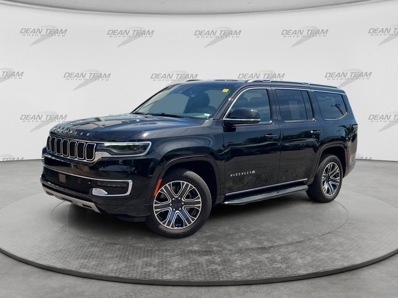 Used 2024 Jeep Wagoneer Series II AWD/4WD image 3