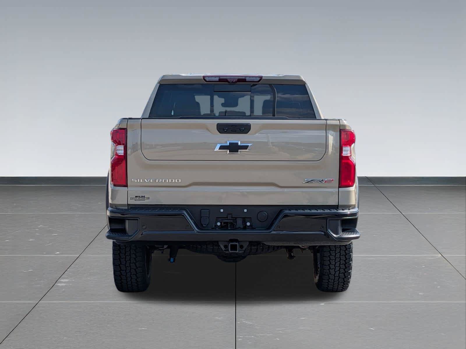 Used 2022 Chevrolet Silverado 1500 ZR2 w/ Technology Package AWD/4WD image 5