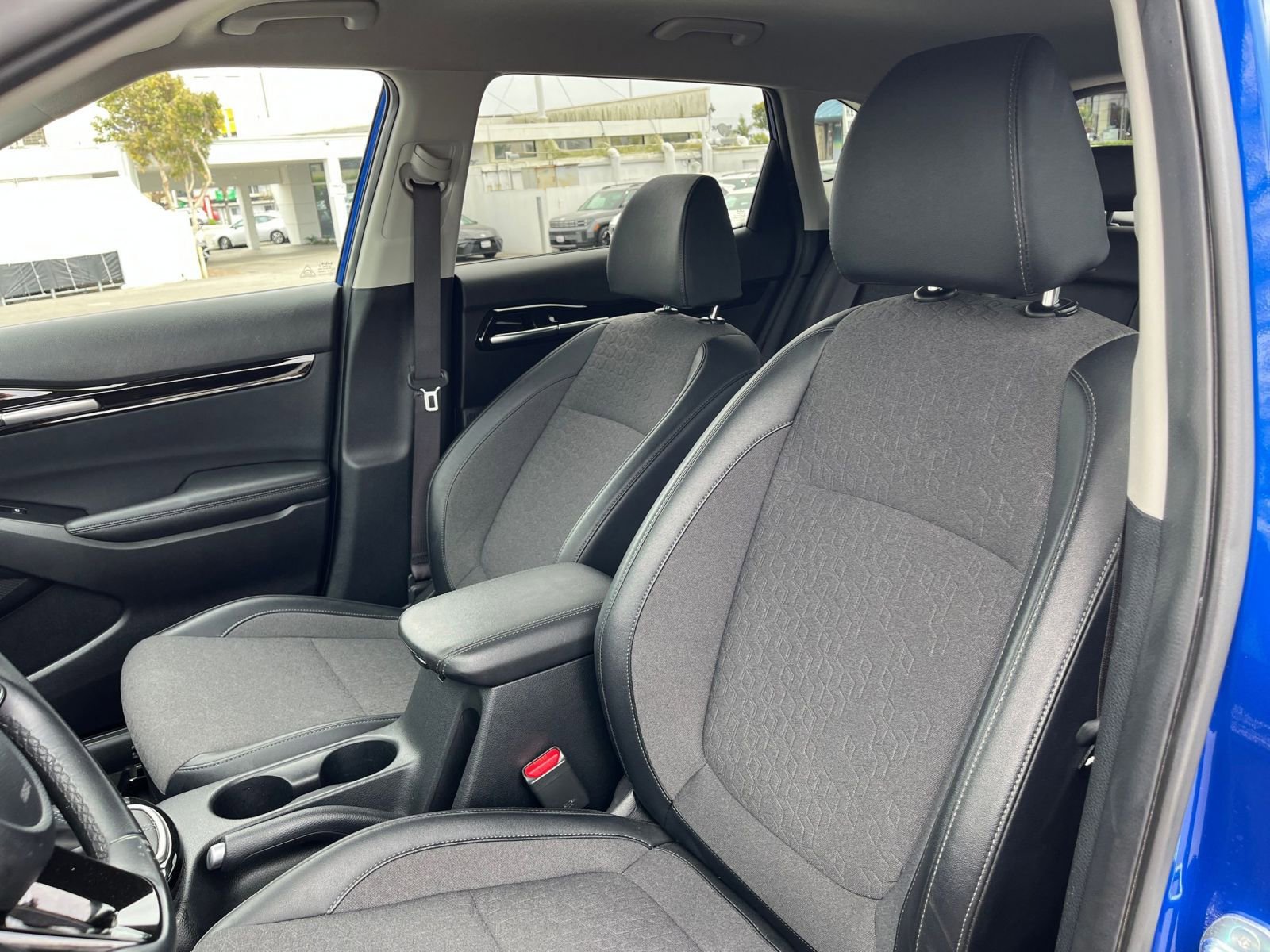 Used 2025 Kia Seltos S image 37