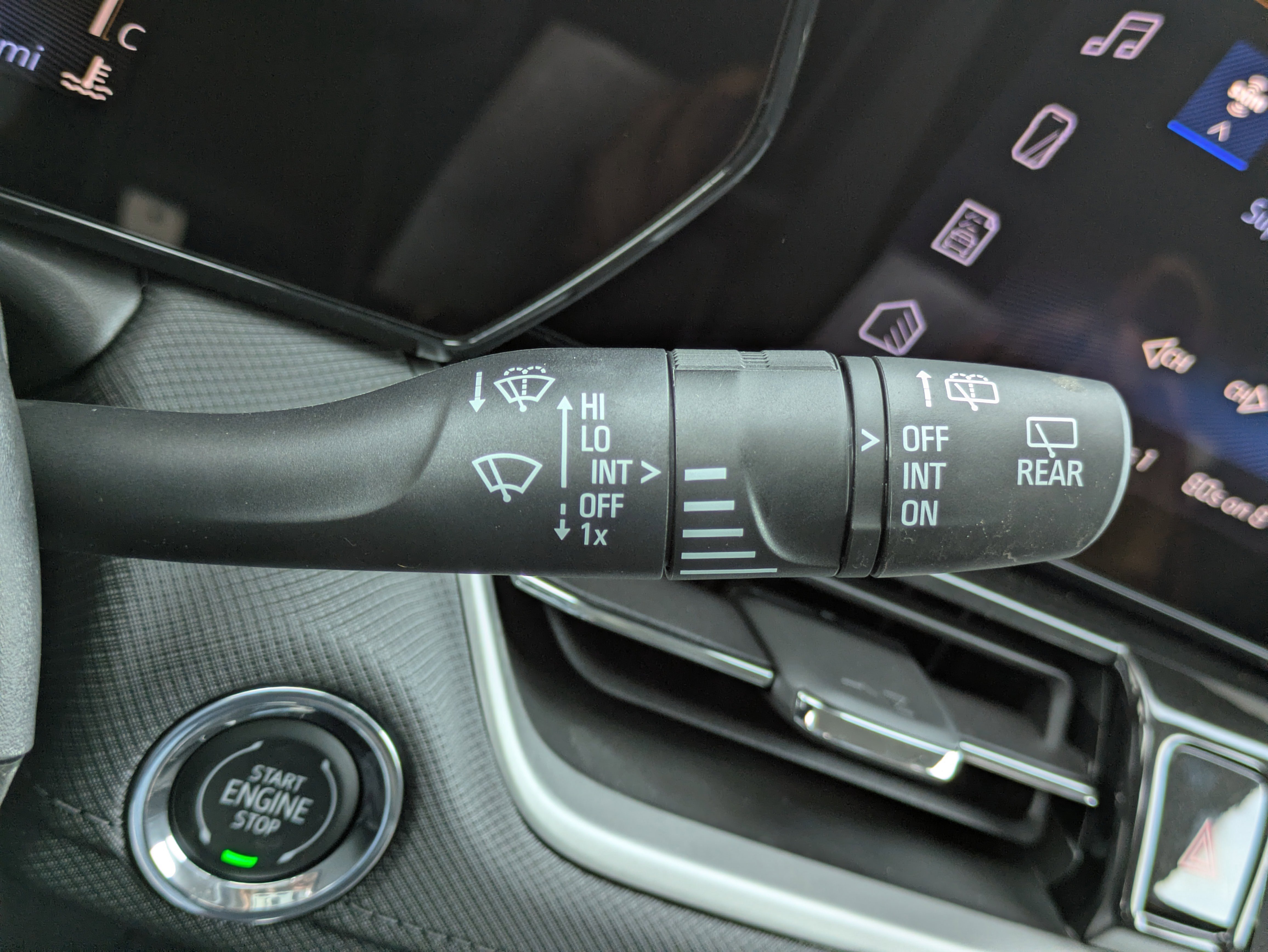 New 2026 Chevrolet Trax LT w/ Midnight Edition image 17