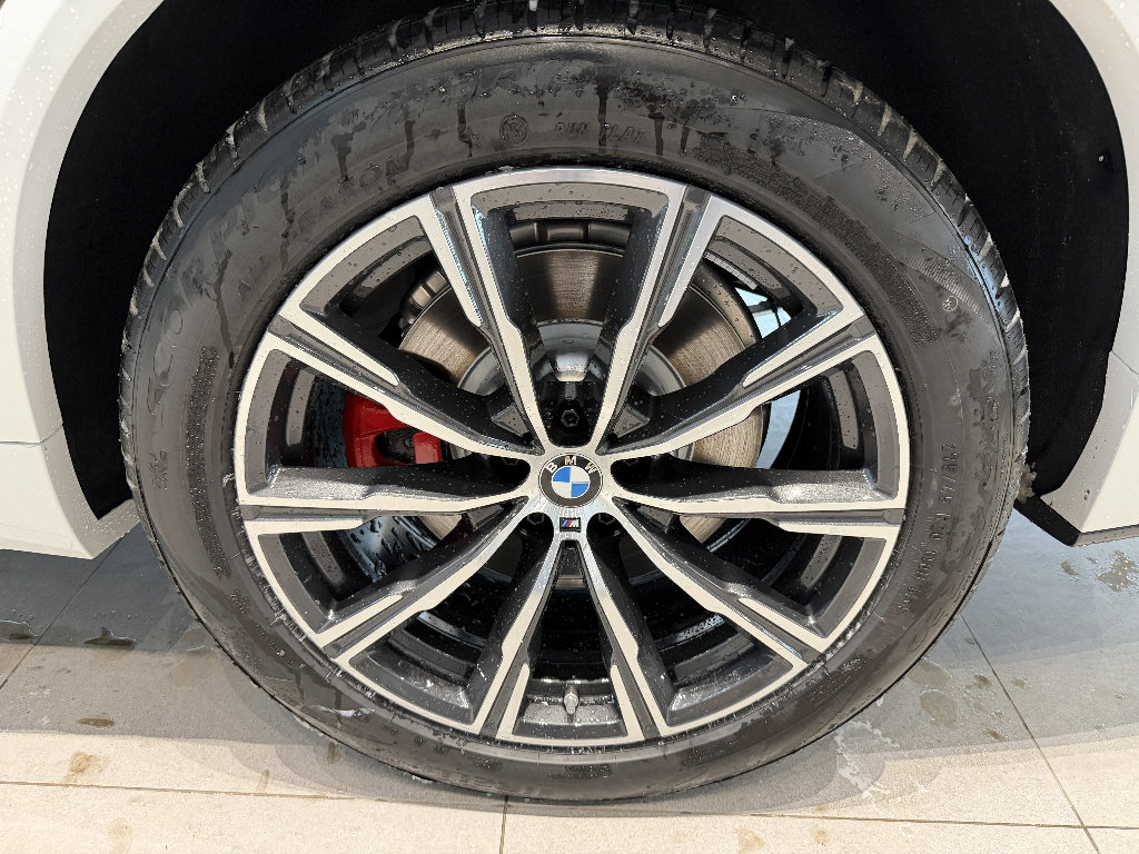 New 2026 BMW X5 xDrive50e w/ M Sport Package image 7