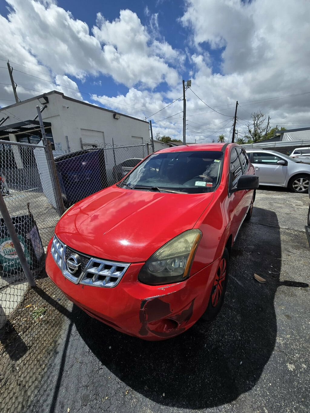 Used 2011 Nissan Rogue S image 3