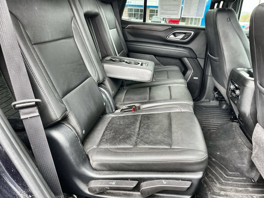 Used 2023 Chevrolet Tahoe LT w/ Luxury Package AWD/4WD image 27