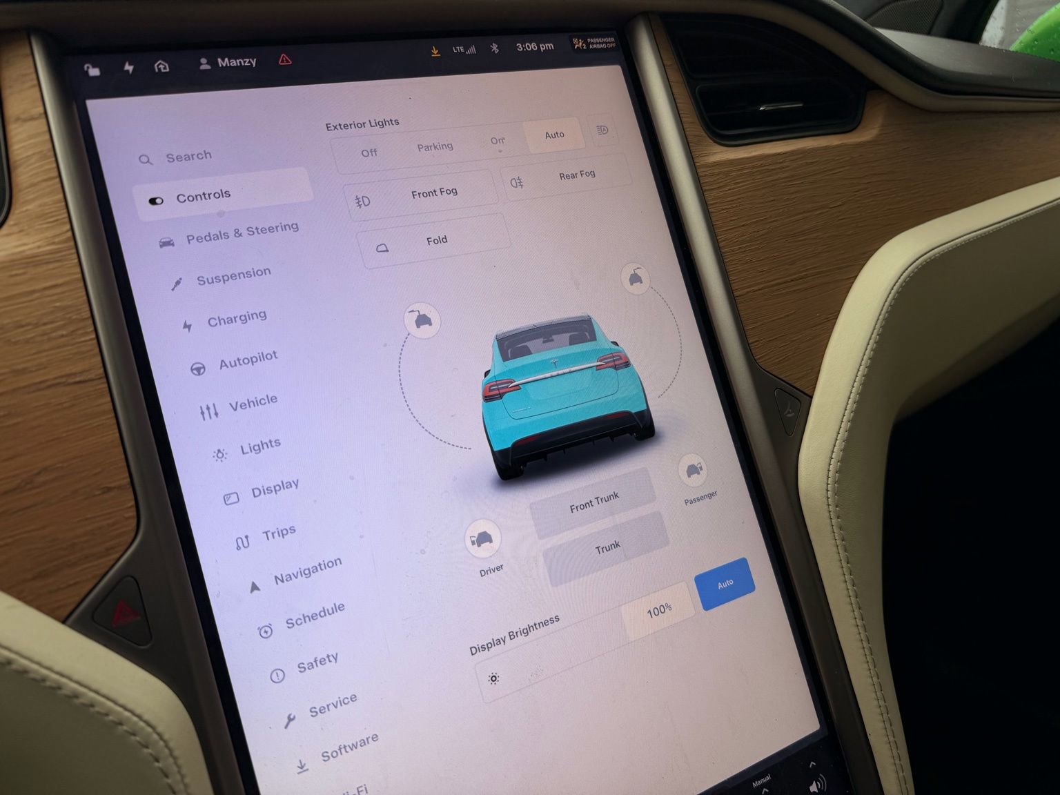 Used 2020 Tesla Model X Performance image 45