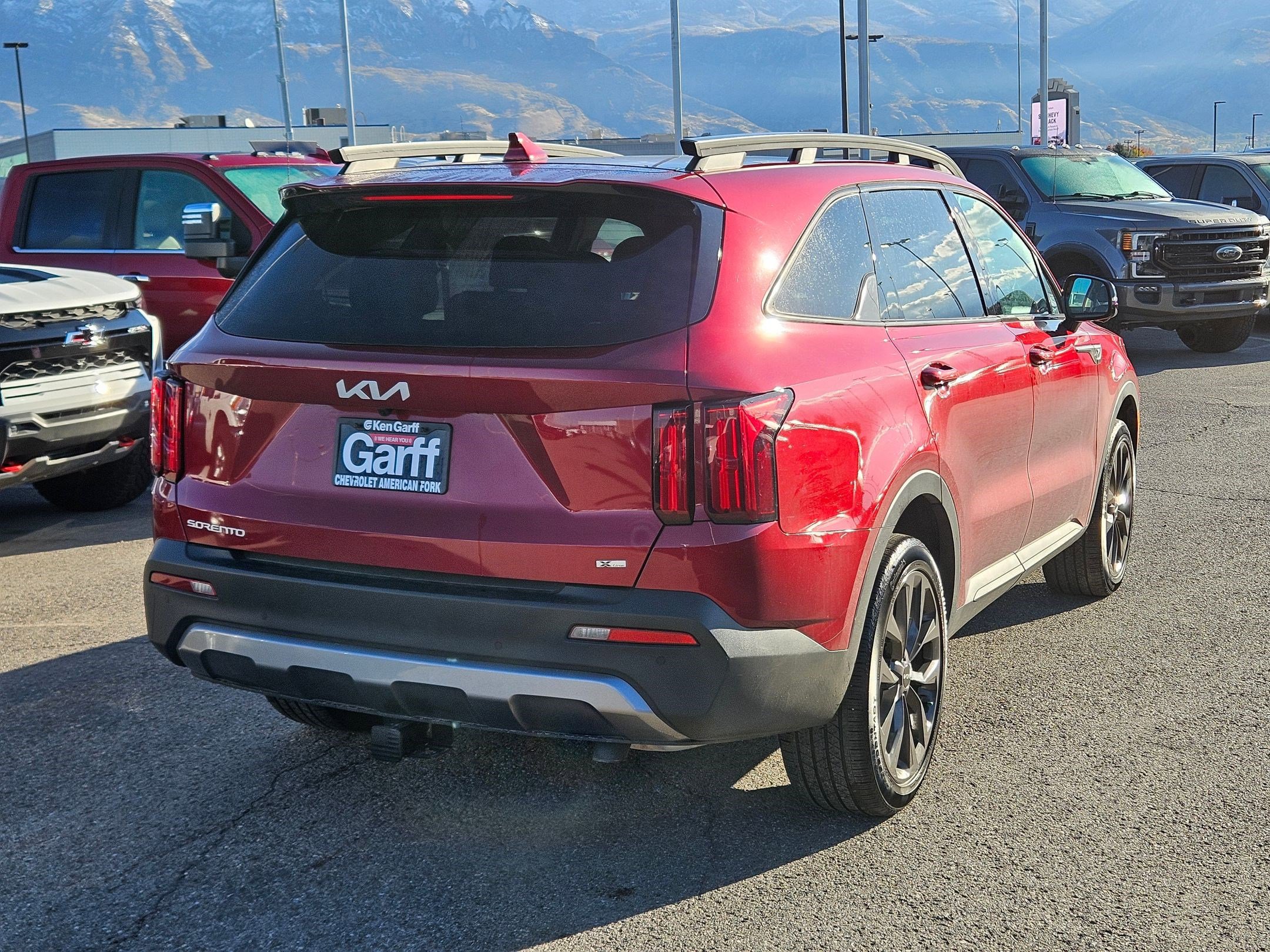 Used 2023 Kia Sorento SX Prestige image 3