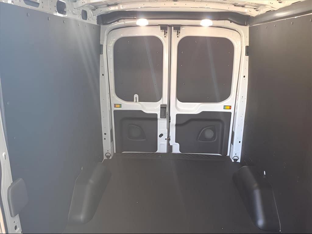 Used 2023 Ford E-Transit Medium Roof w/ Load Area Protection Package image 23
