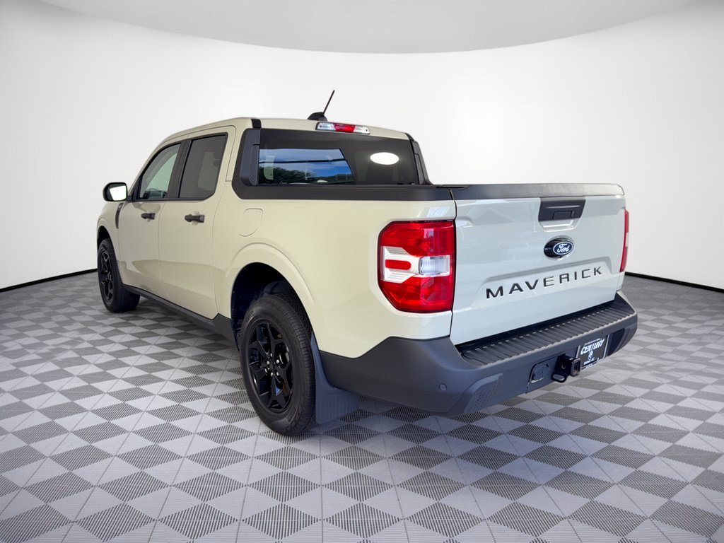 Used 2025 Ford Maverick XLT w/ XLT Luxury Package AWD/4WD image 3