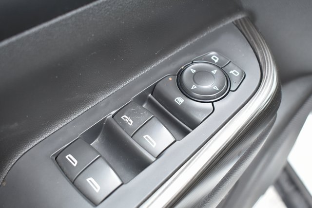 Used 2018 GMC Acadia SLT w/ LPO, Black Accent Package image 15