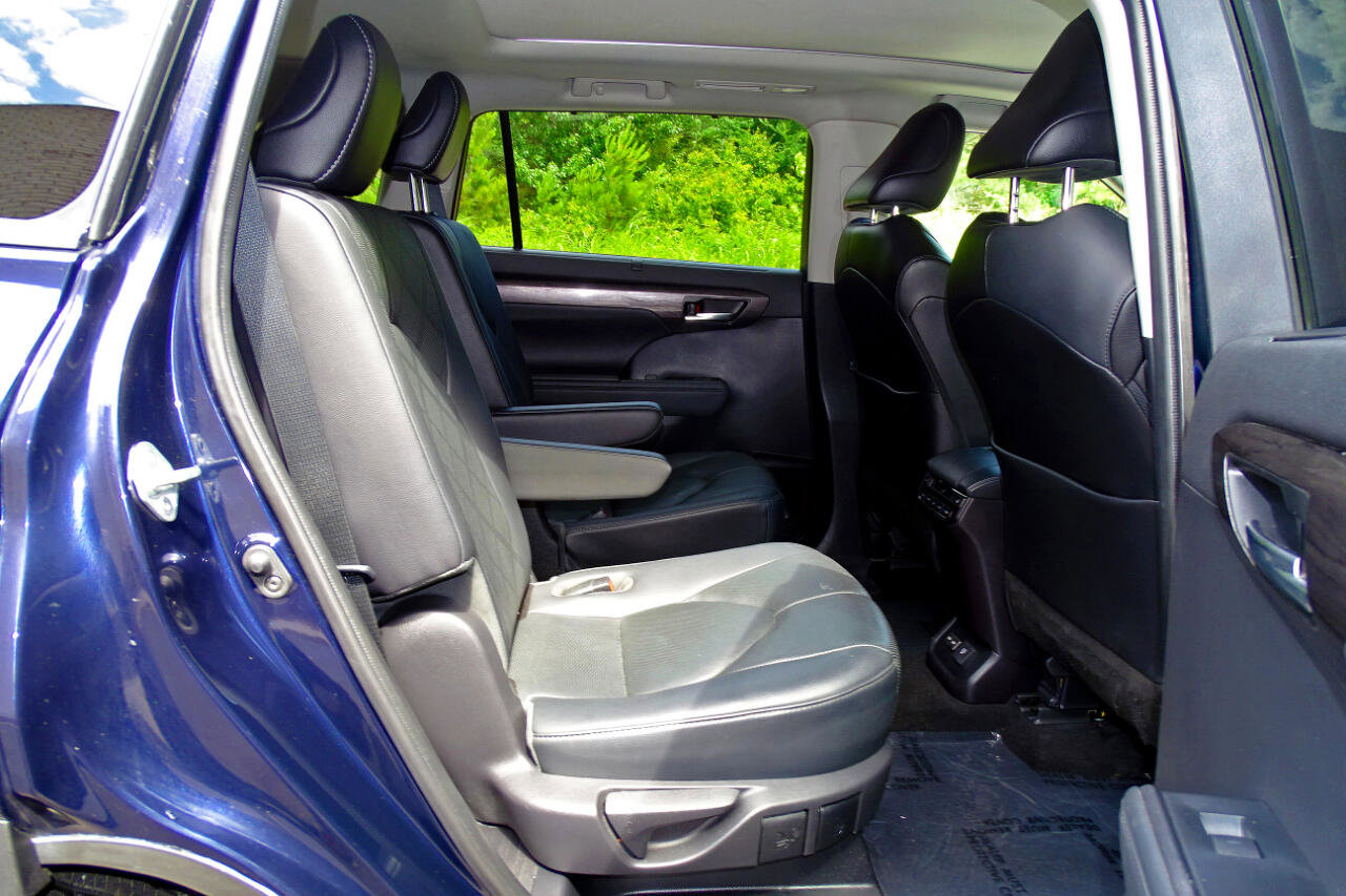 Used 2022 Toyota Highlander Platinum image 20