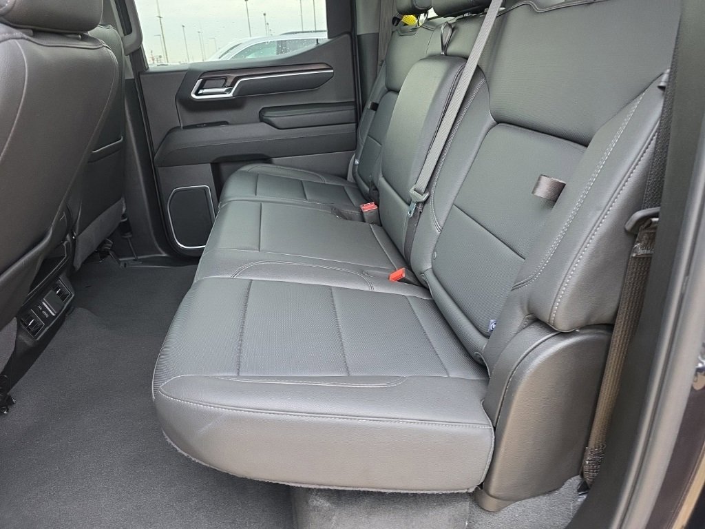 Used 2025 GMC Sierra 1500 SLT image 20