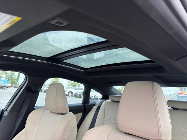 Used 2025 BMW 228i xDrive AWD/4WD image 24