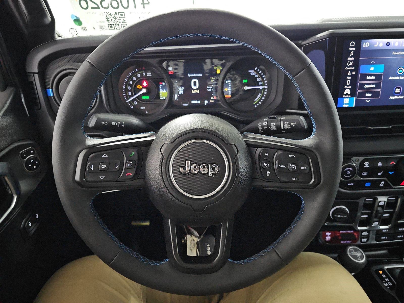 Used 2024 Jeep Wrangler Unlimited Rubicon 4xe w/ Technology Group AWD/4WD image 10