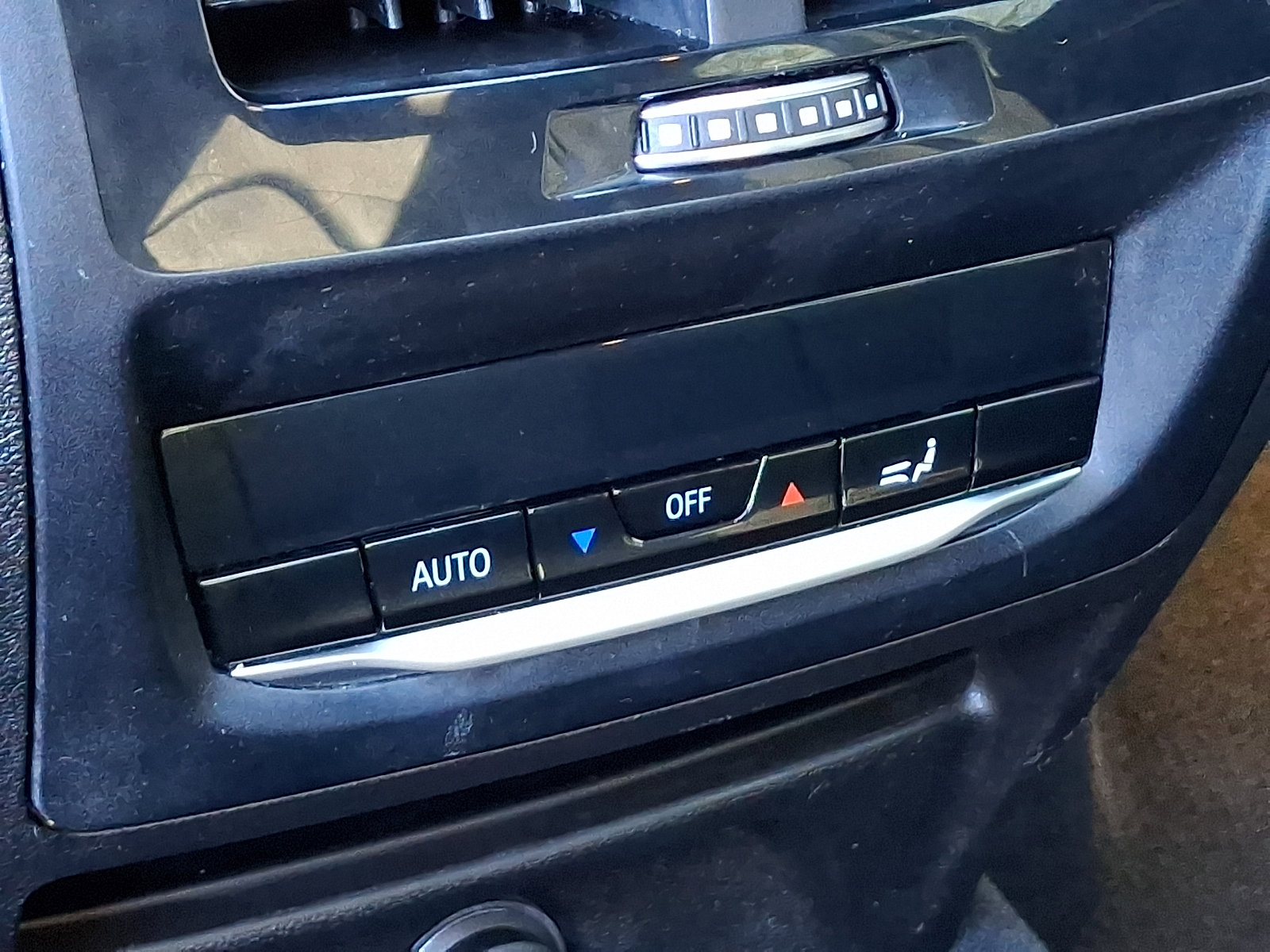 Used 2019 BMW X3 xDrive30i w/ Convenience Package image 11