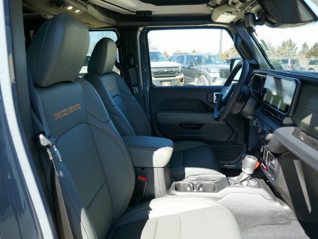 New 2026 Jeep Gladiator Mojave image 9