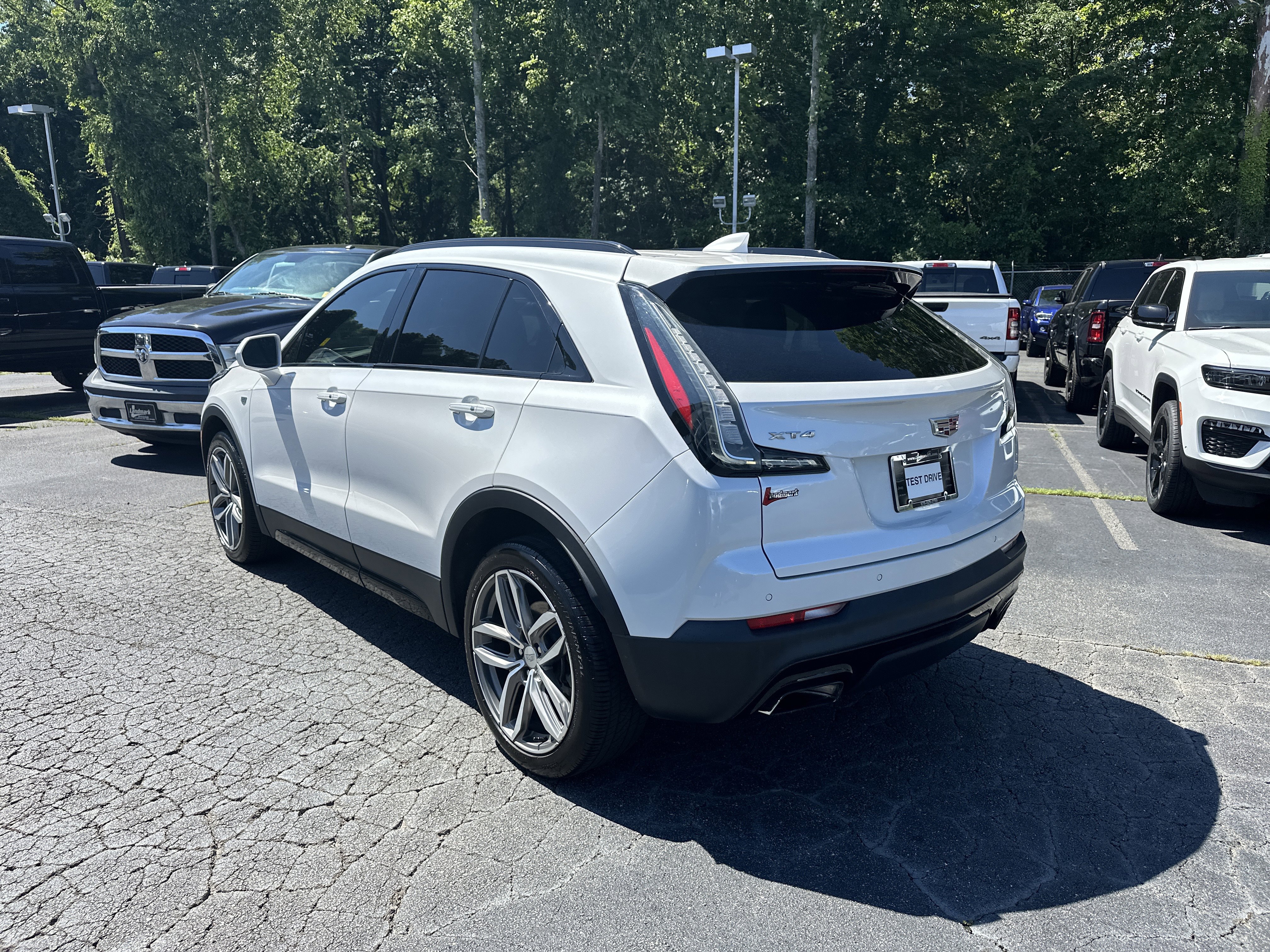 Used 2019 Cadillac XT4 Sport w/ Driver Awareness Package FWD image 6