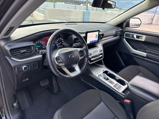 Used 2022 Ford Explorer XLT image 8