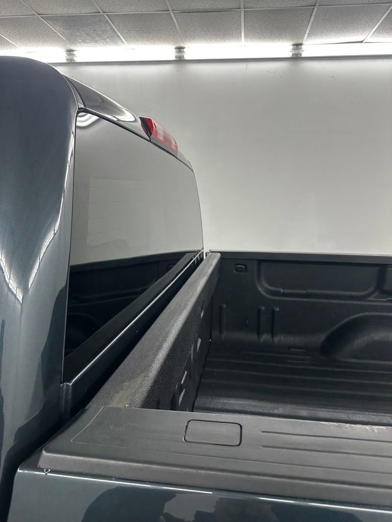 Used 2018 GMC Sierra 1500 SLT w/ SLT Premium Package image 24