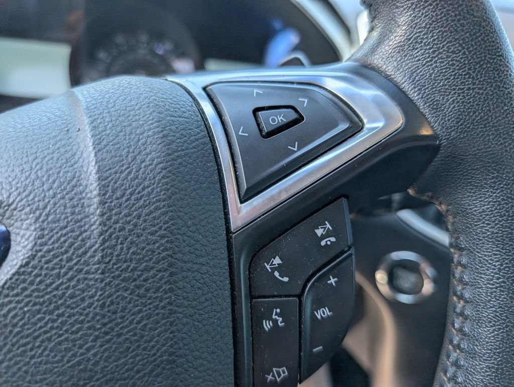 Used 2016 Ford Edge Titanium w/ Equipment Group 302A AWD/4WD image 13