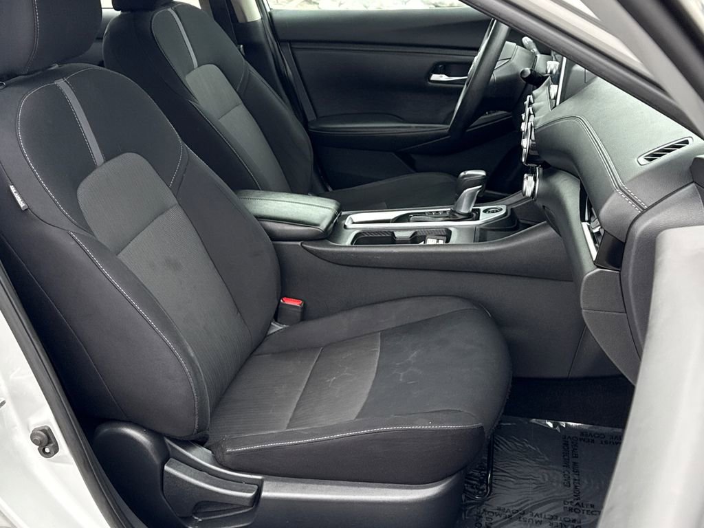 Used 2023 Nissan Sentra SV image 13