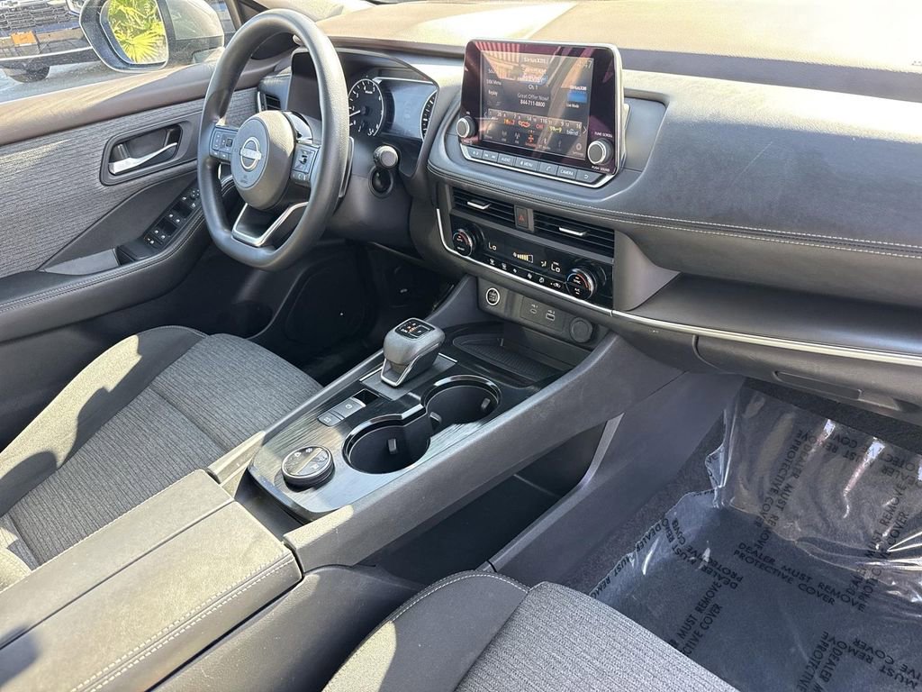 Used 2023 Nissan Rogue SV AWD/4WD image 26