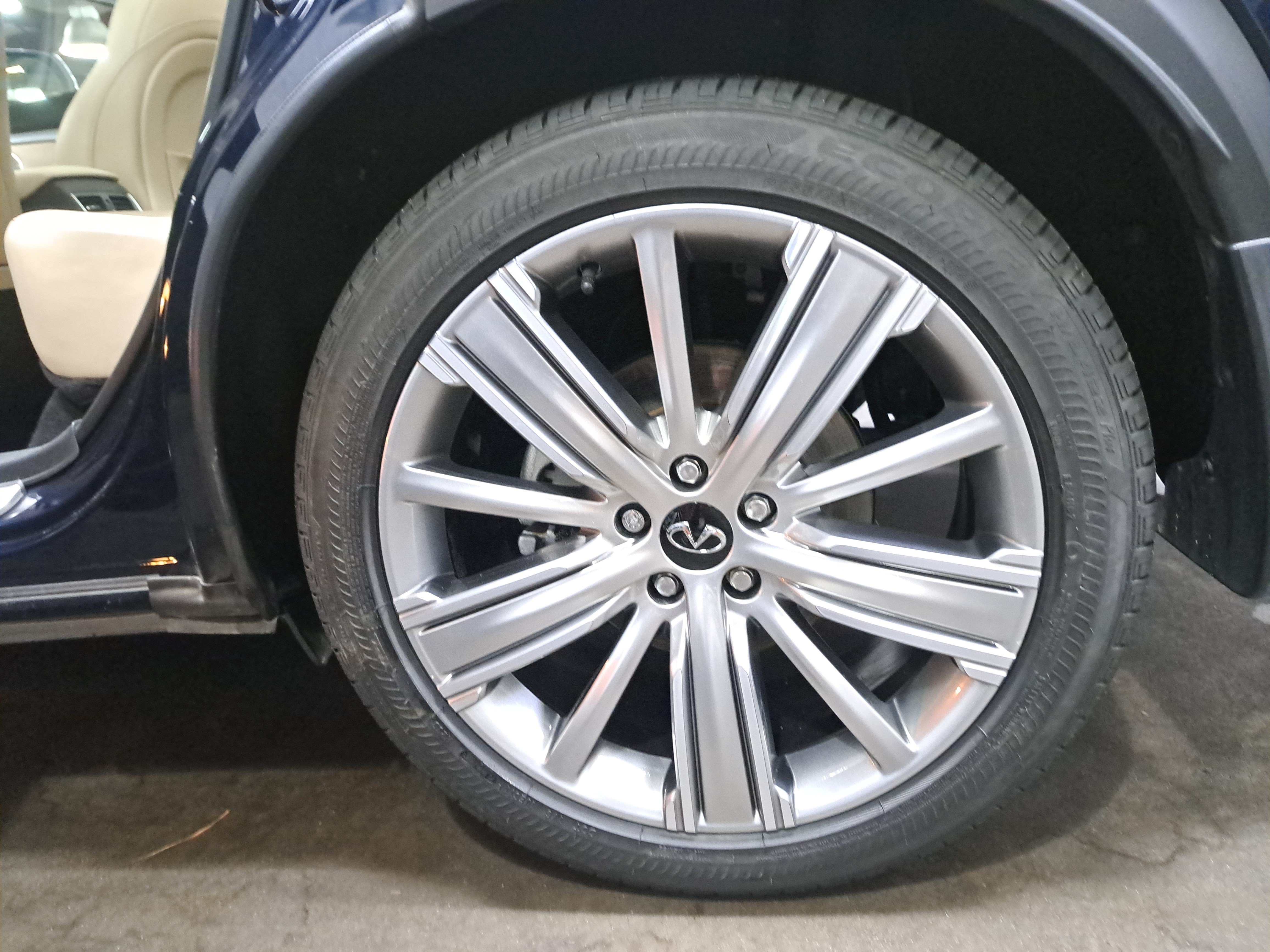Used 2022 INFINITI QX50 Sensory w/ Cargo Package AWD/4WD image 35