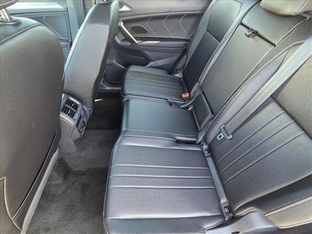 Certified 2023 Volkswagen Tiguan SE R-Line image 18