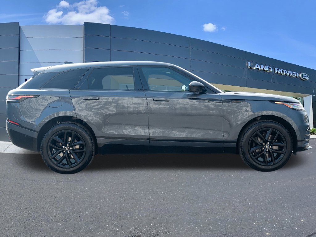 Certified 2026 Land Rover Range Rover Velar Dynamic SE AWD/4WD image 8