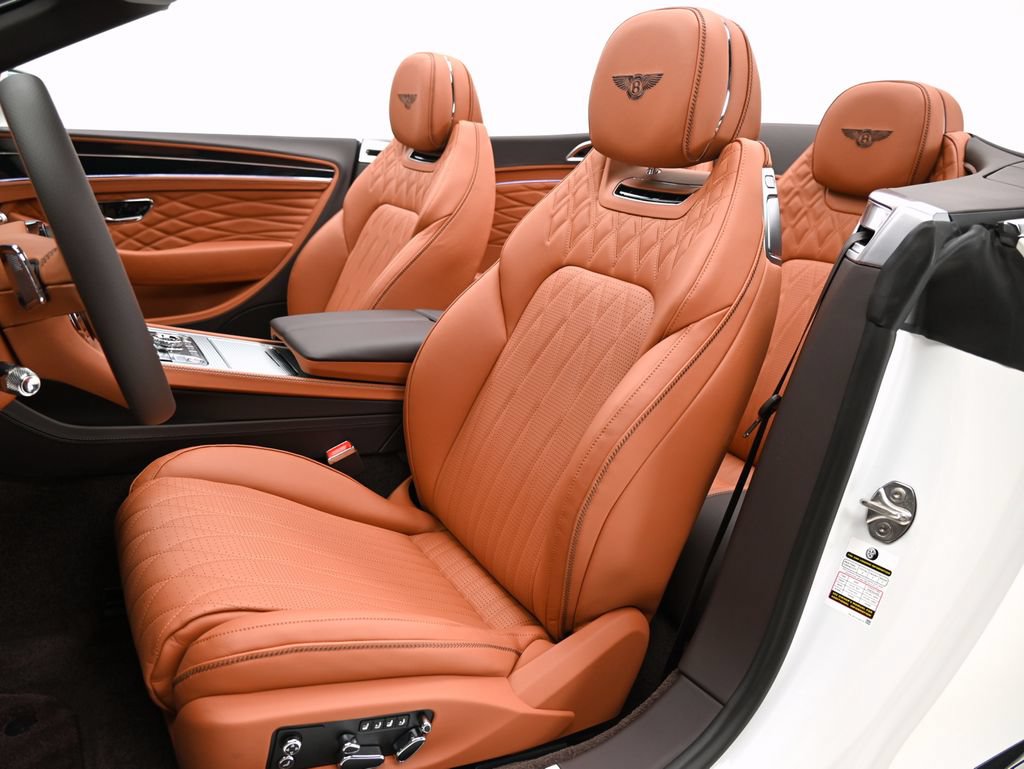 Used 2024 Bentley Continental GT V8 AWD/4WD image 9