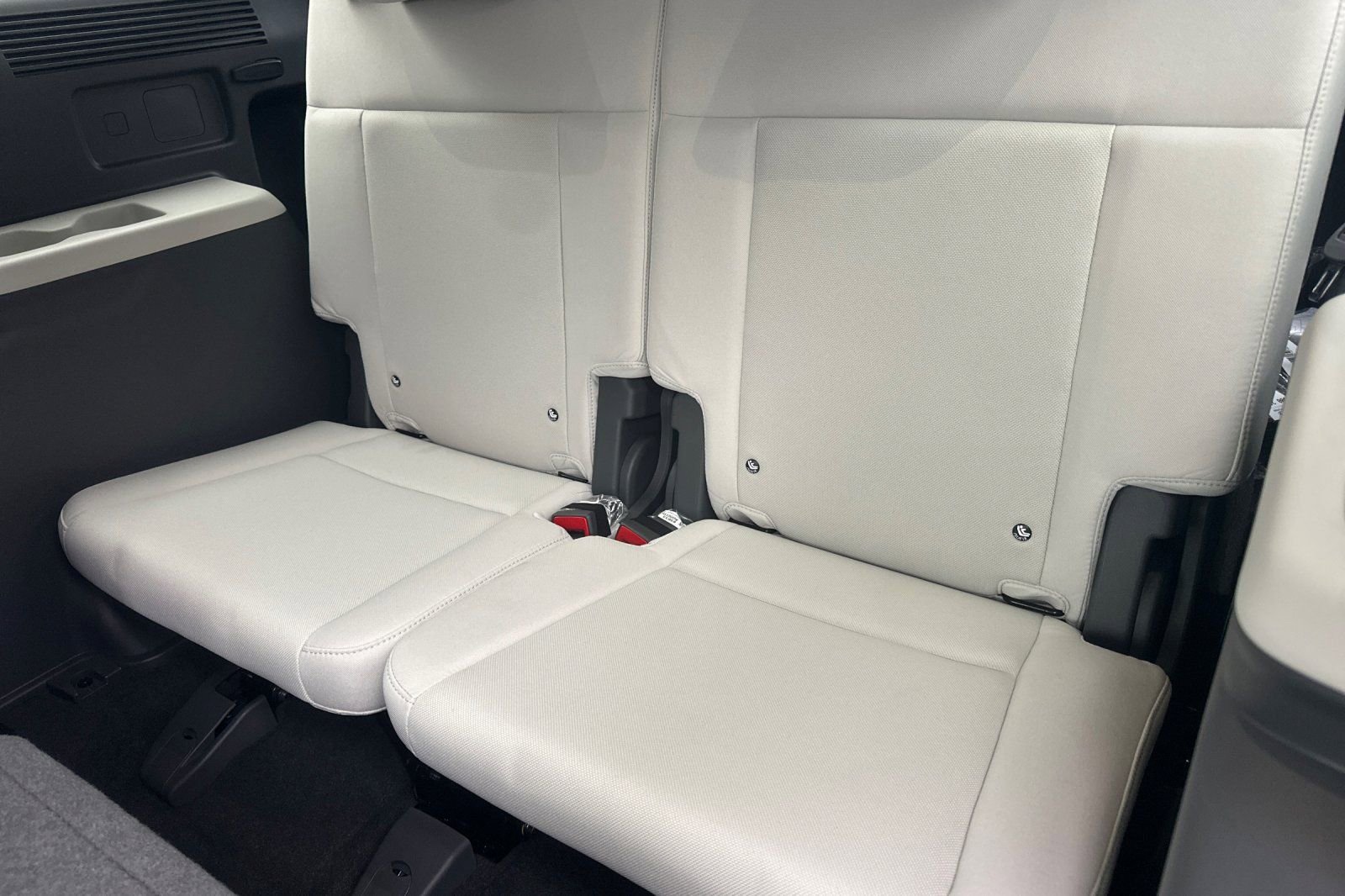 New 2026 Hyundai Santa Fe SE image 15