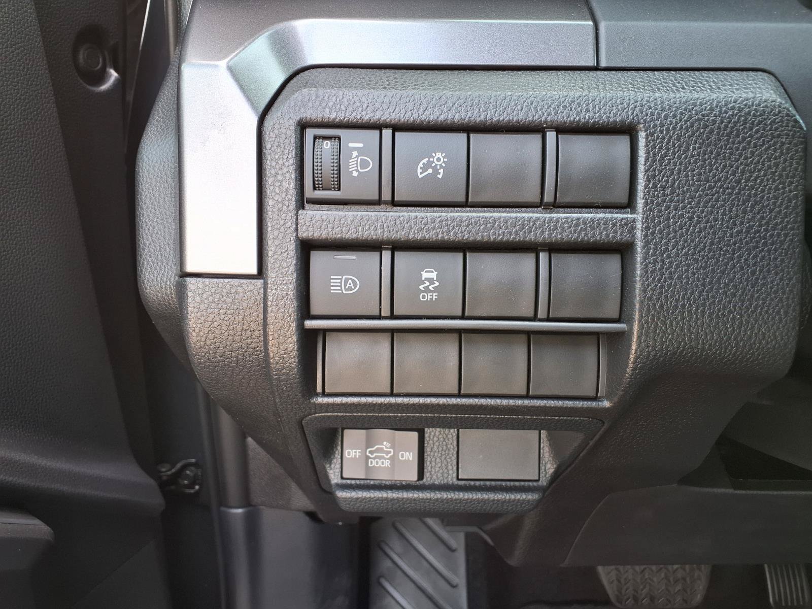 New 2026 Toyota Tacoma TRD Off-Road AWD/4WD image 15