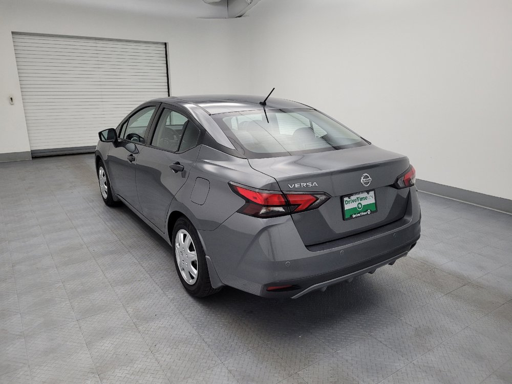 Used 2021 Nissan Versa S FWD image 5