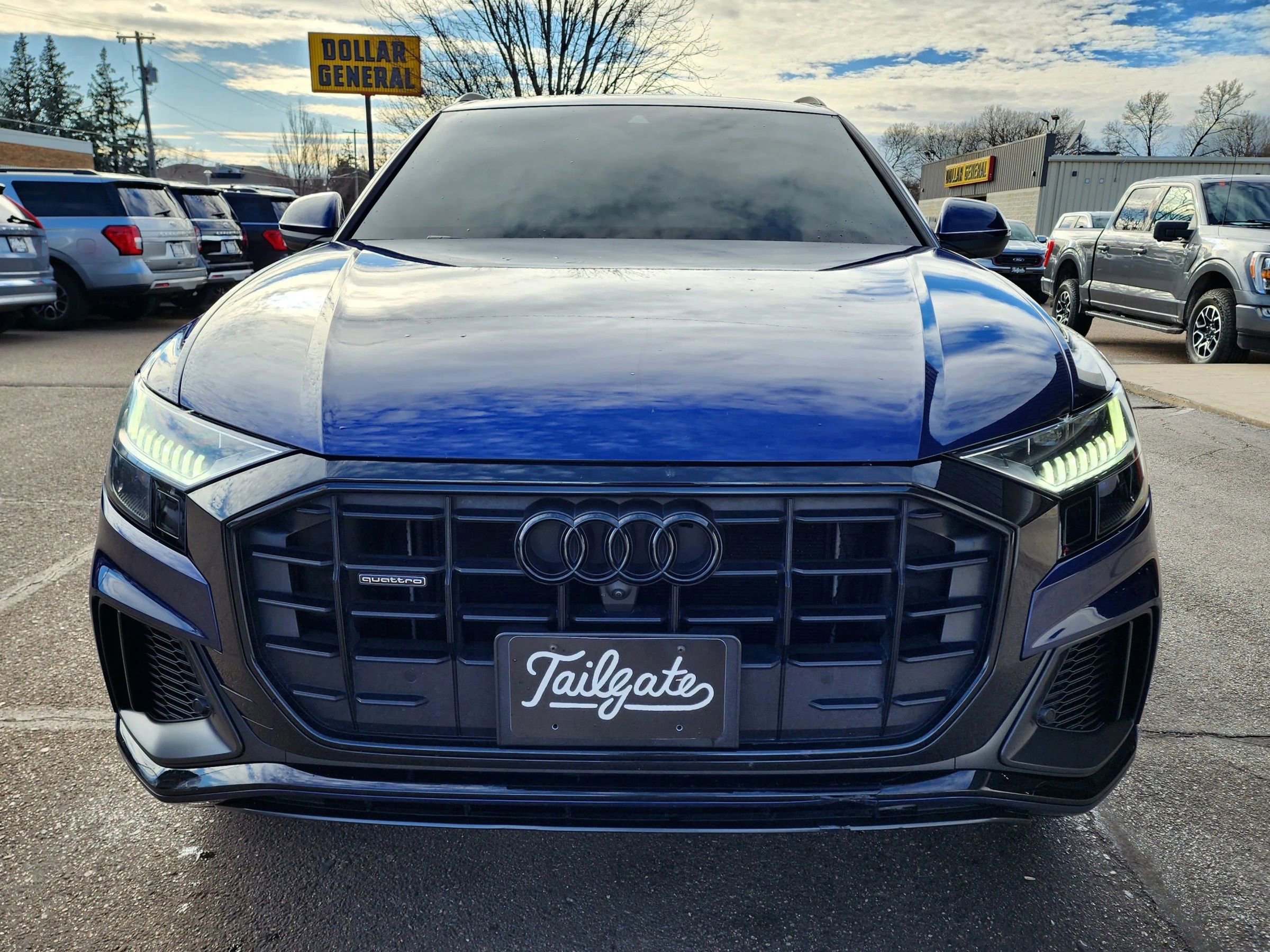 Used 2020 Audi Q8 Premium Plus w/ Premium Plus Package image 3