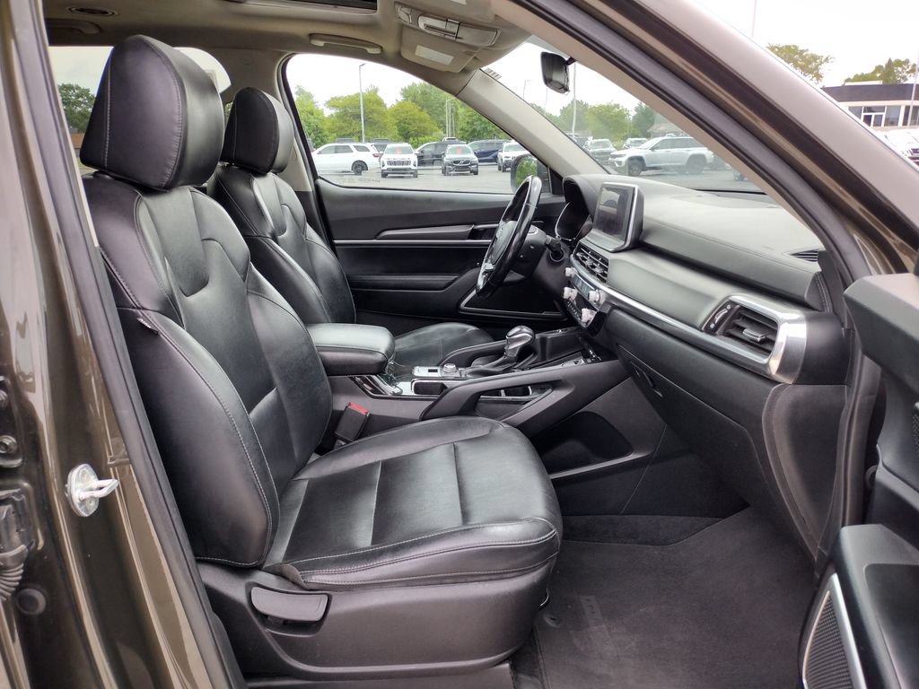 Used 2022 Kia Telluride S AWD/4WD image 14
